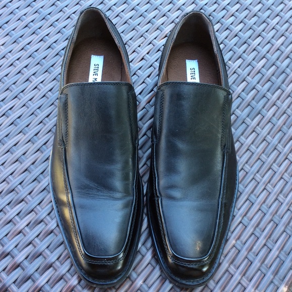 STEVE MADDEN “EMRALD” LEATHER LOAFERS - Picture 2 of 8